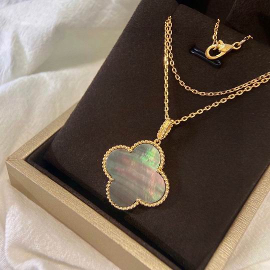 Van Cleef & Arpels necklace lyh03